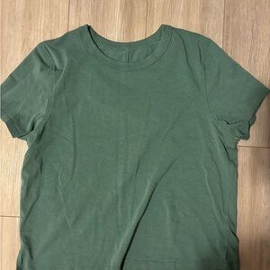 Lululemon Athletica Green Fitted Short Sleeve T-Shirt